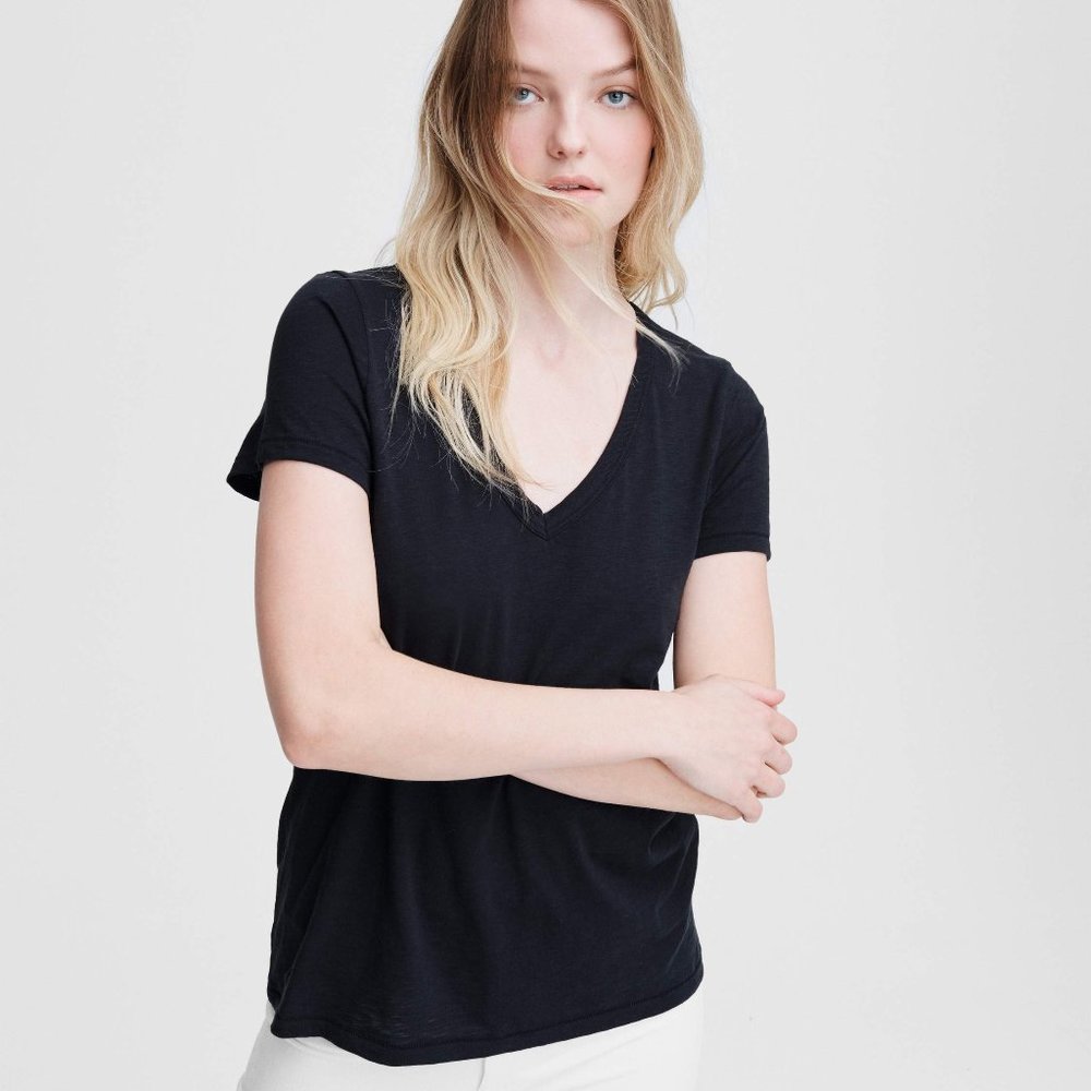 NWT Rag and Bone The Vee Black T-shirt Medium